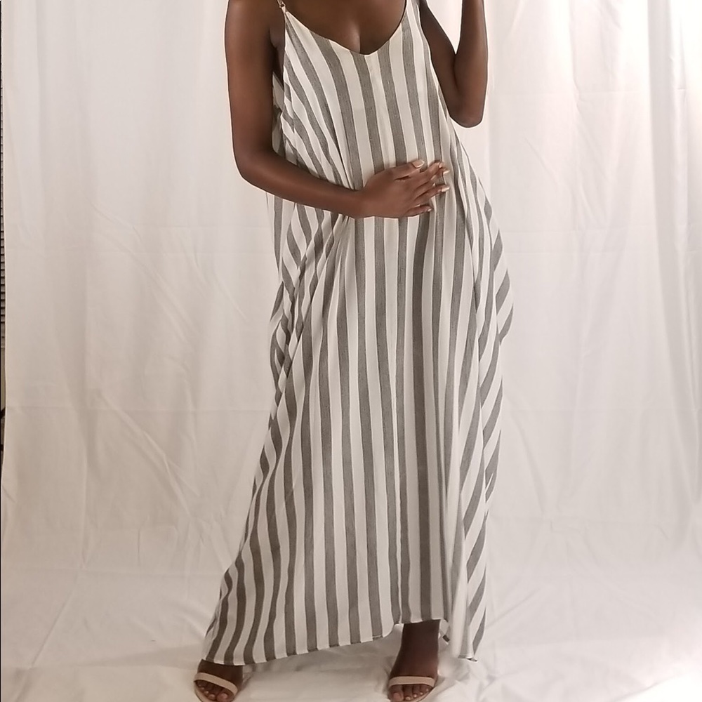 FLASH SALE❣️HP❣BEST SELLER ❣️Maxi Dress - Picture 5 of 6